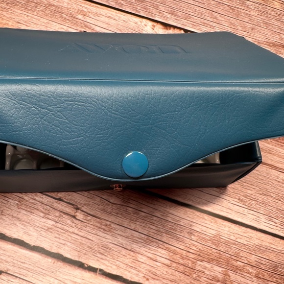 Vintage Avon Sample Bottle Storage Case • EMPTY Organizer Box • Blue Vinyl - Picture 4 of 8